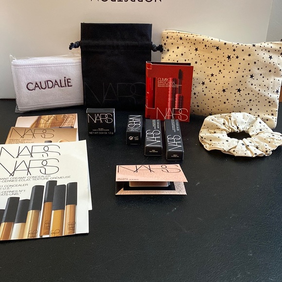NARS 11pc collection Nars mini beauty + Madewell pouch and Mac LIP trio. NEW - Picture 4 of 17